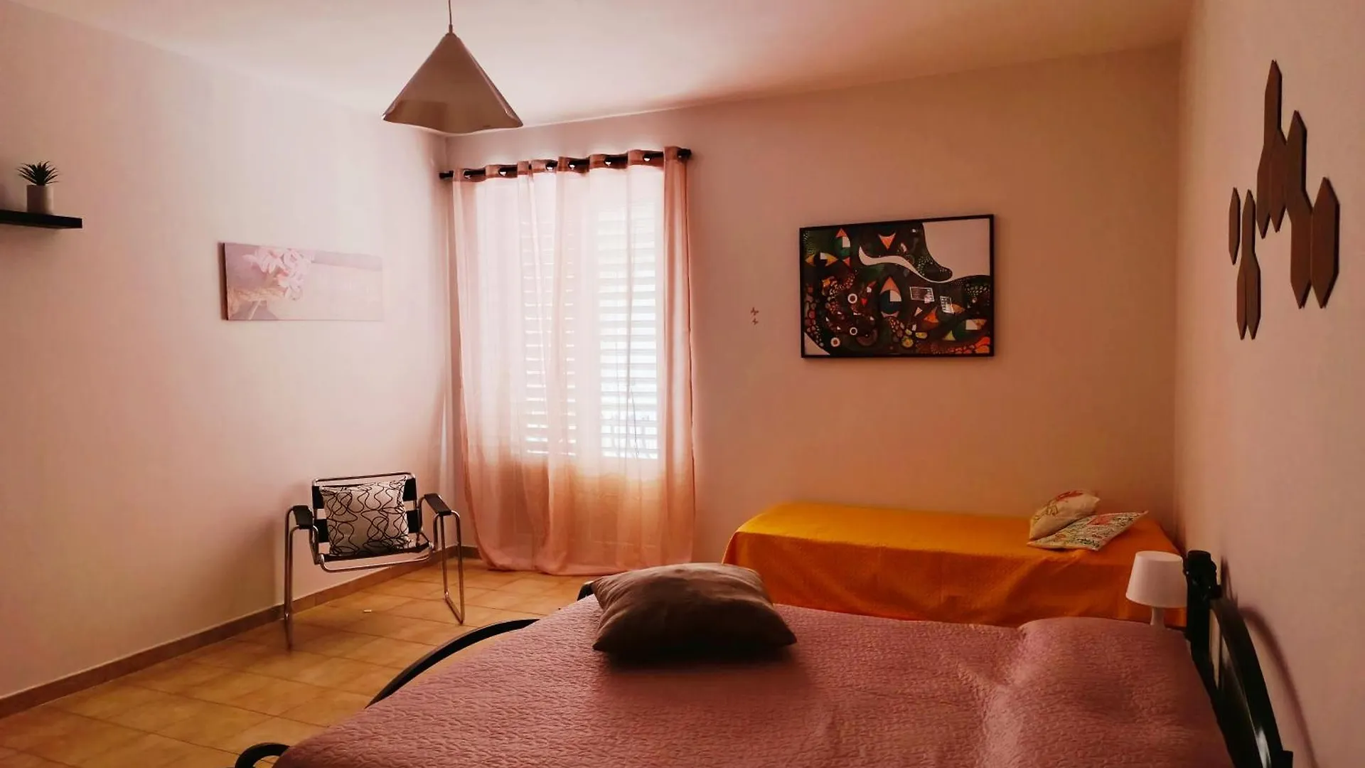 Jole Guesthouse contacts