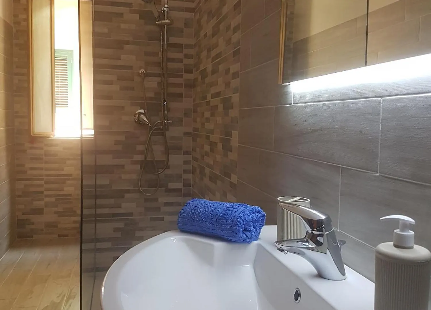 Jole Guesthouse Mazzarino